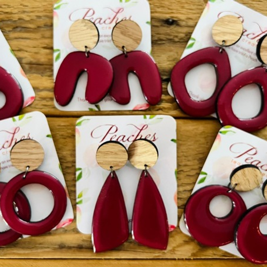 Fashion Colours - Maroon Wood & Resin