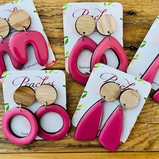 Fashion Colours - Hot Pink Wood & Resin Range