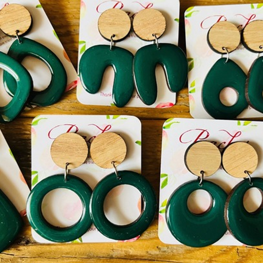 Fashion Colours - Bottlegreen Range Wood & Resin