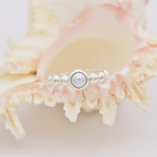 Classic Bubble Pearl Ring