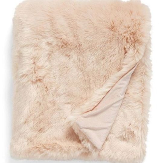 Lux Faux Fur Throw Blanket - Nude