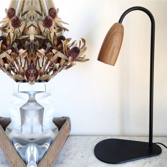 Wood shade lamp