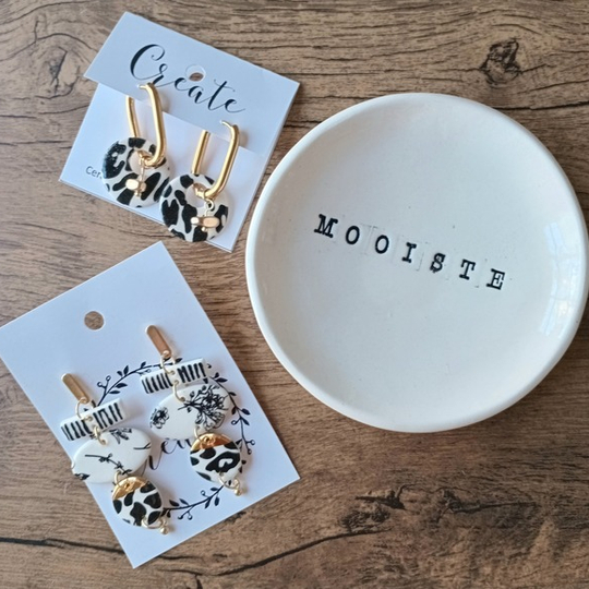 "Tussen Woorde" jewelry bowls