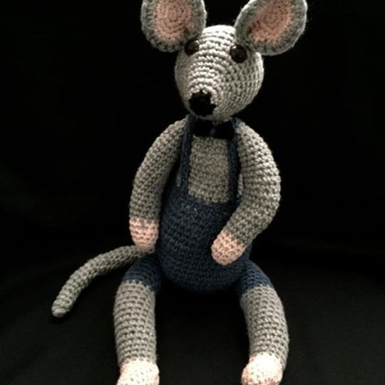 Crochet Farm Mouse