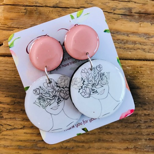 Faces: Flowers in Hair with Pink Studs