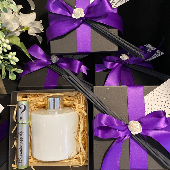 Gift Box - Diffuser & Complimentary Pocket Perfume