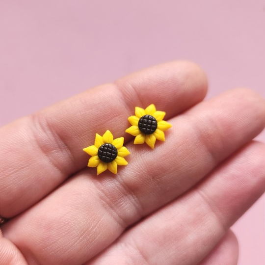 Sunflower studs
