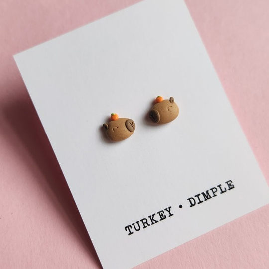 Capybara Studs