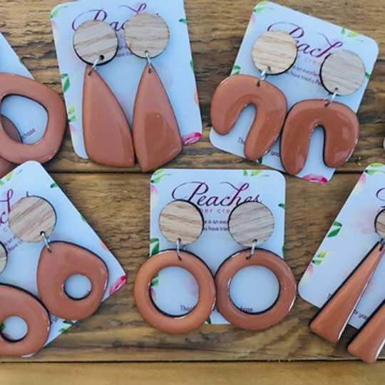 Fashion Colours - Salmon Wood & Resin