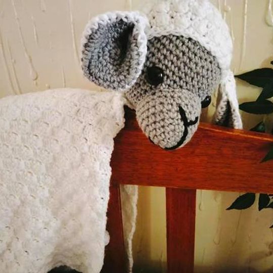Ou-Ma-Griet Lamb Blanket