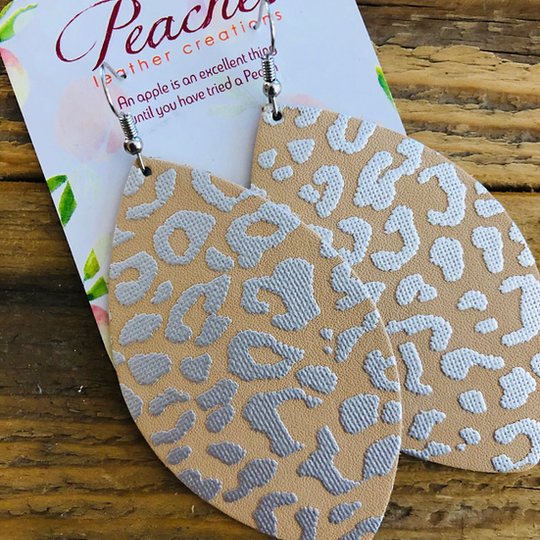 Metallic Raised Leopard