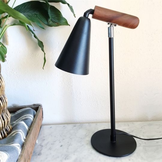Wood arm swivel lamp