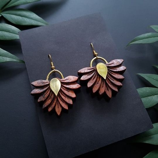 Leaf fan earrings